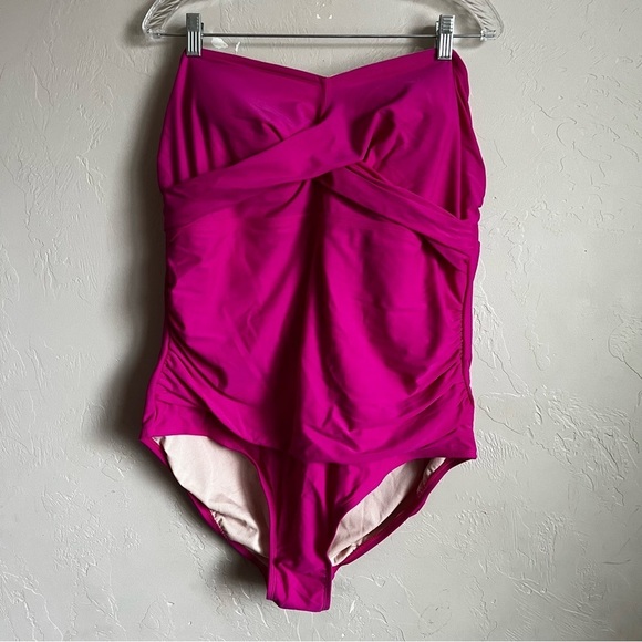 Kona Sol Pink Tummy Control Twist Front Full Coverage Strapless Bathingsuit - Picture 4 of 9